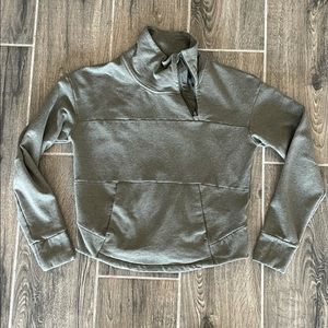 Olive Green Sweatshirt | The North Face jacket